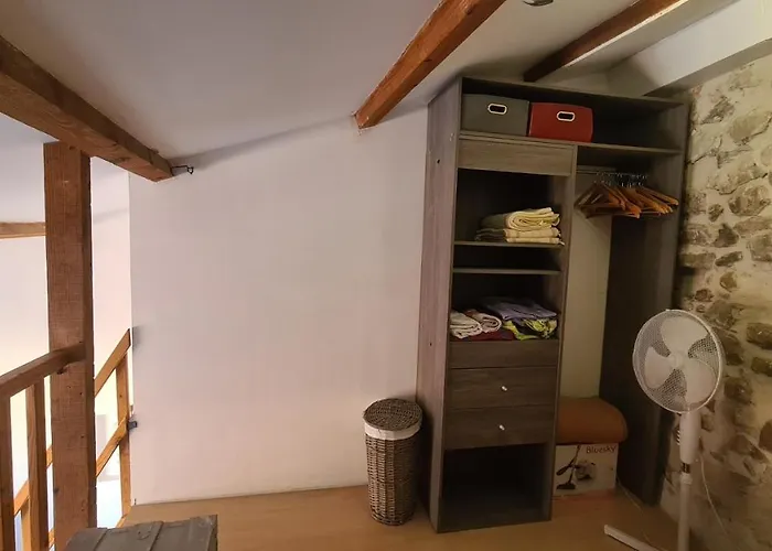 Appartement Charmant En Provence